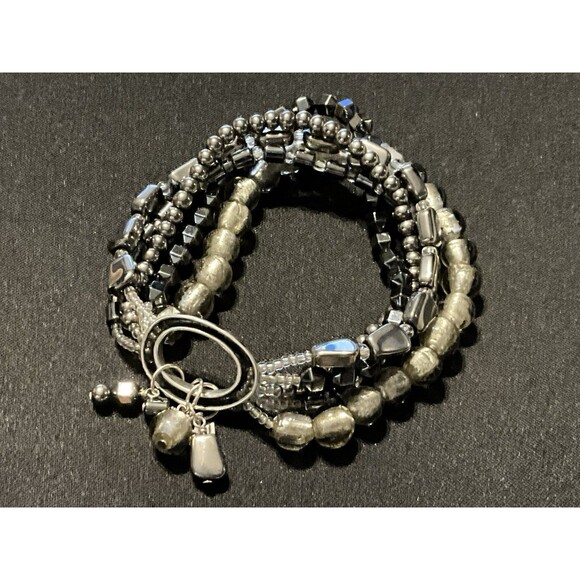 Size 7 Silpada Sterling Charms Multi Layered Stretch Bracelet. Tight Stretch - Picture 1 of 8